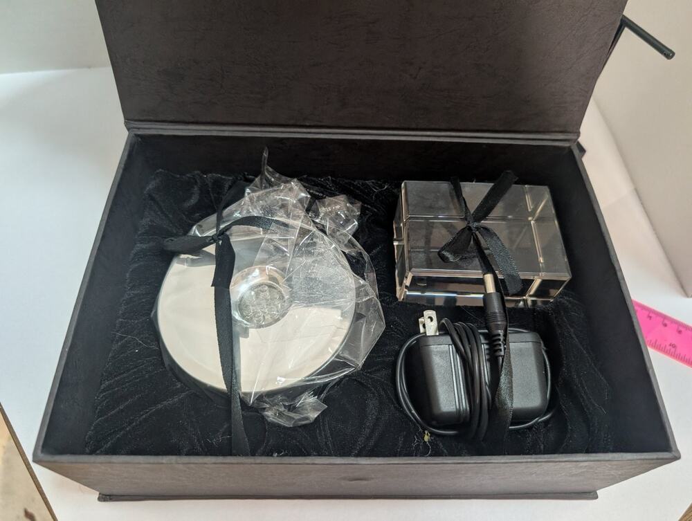 Cashman Crystal Lighted LED Display Base Sculpture Figurine Set in Box